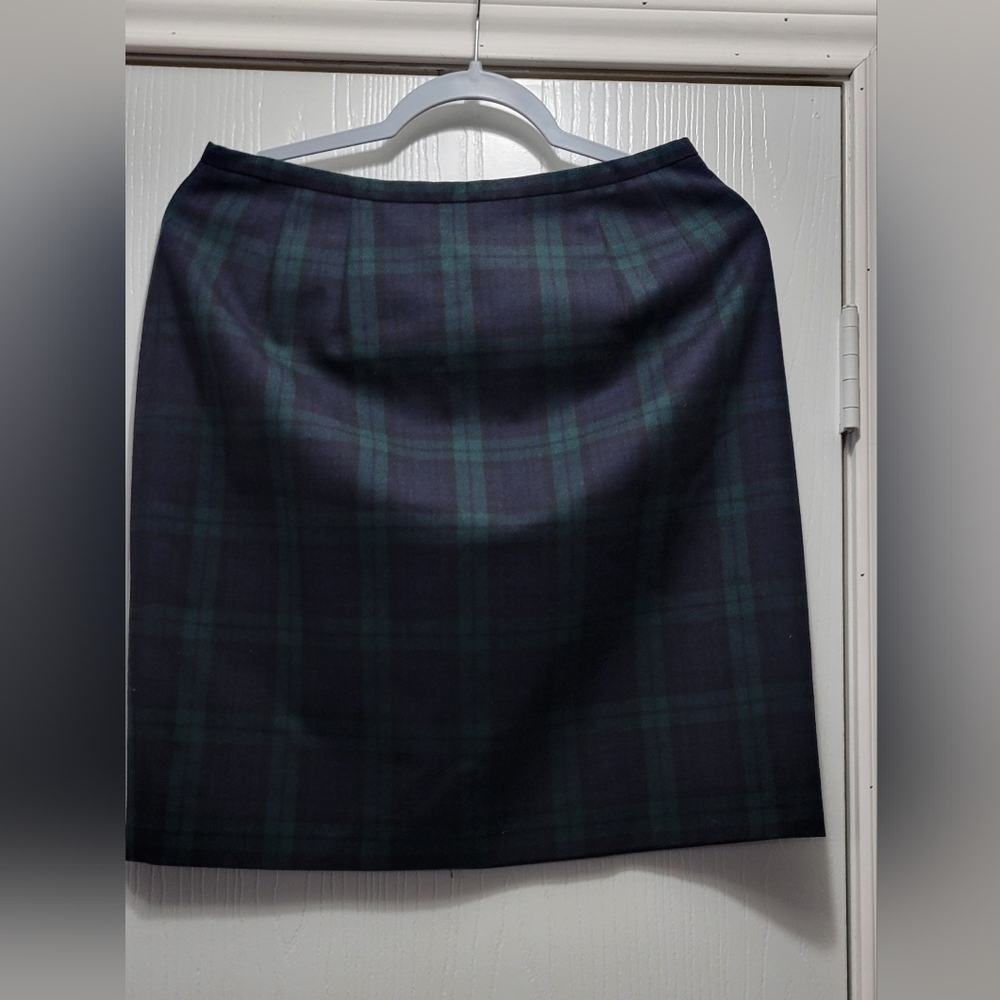 Harve Bernard Vintage Plaid Women's Skirt - 100% Wool Size 10 EUC